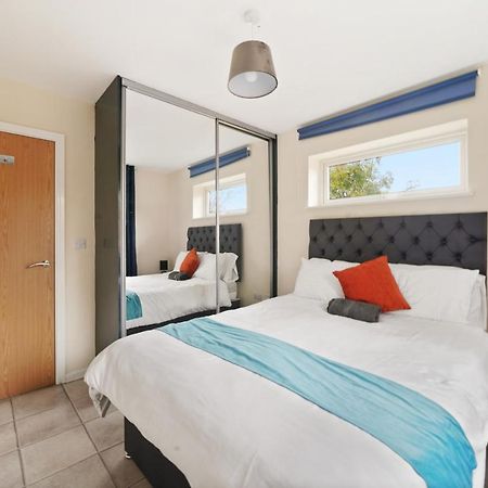Peaceful 2Br Flat With Historic Bottle Kilns View & Free Parking Located Near City Centre Stoke-on-Trent Εξωτερικό φωτογραφία